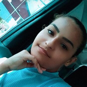 Babysitter in Belém: Herlene