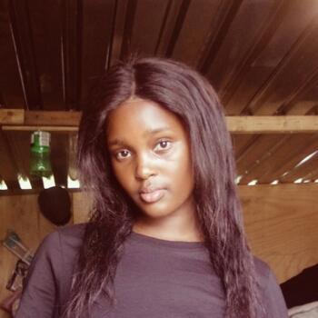 Babysitter in East London: Elam