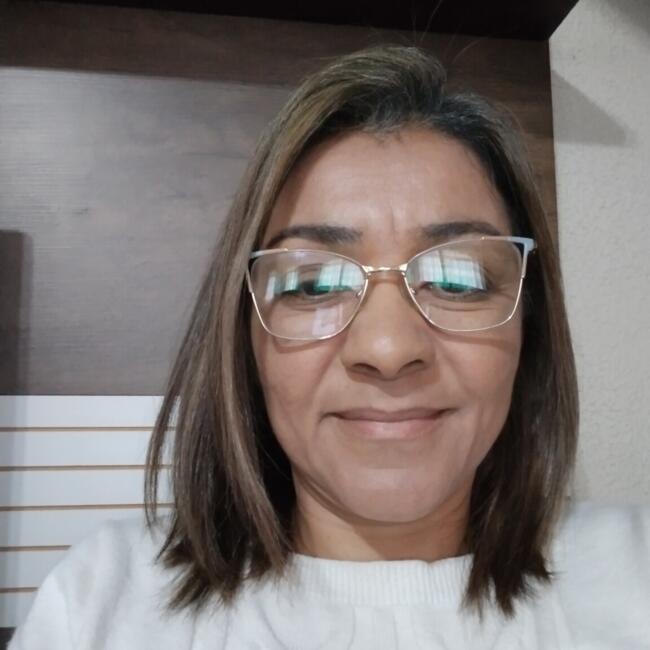 Babysitter in Colombo: Adriana