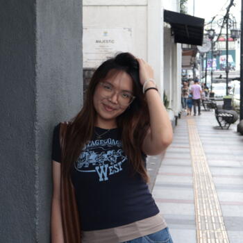 Babysitter in Singapore: Divya