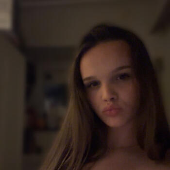 Babysitter in Bergen: Loredana