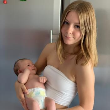Baby-sitter in Essey-lès-Nancy: Carla