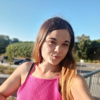 Babysitter in Amora: Beatriz