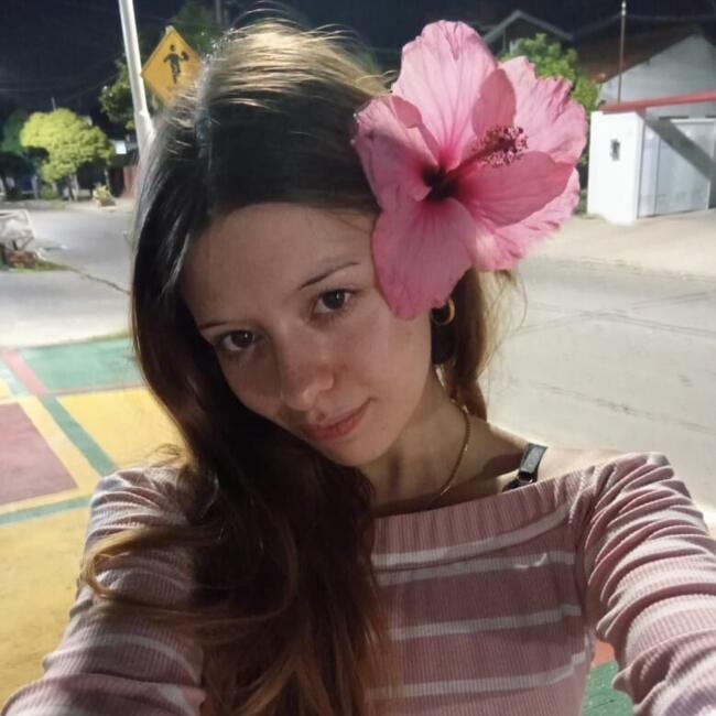 Niñera en Luis Guillón: Abril