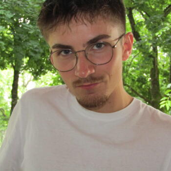 Babysitter in Saint-Michel-le-Cloucq: Noa