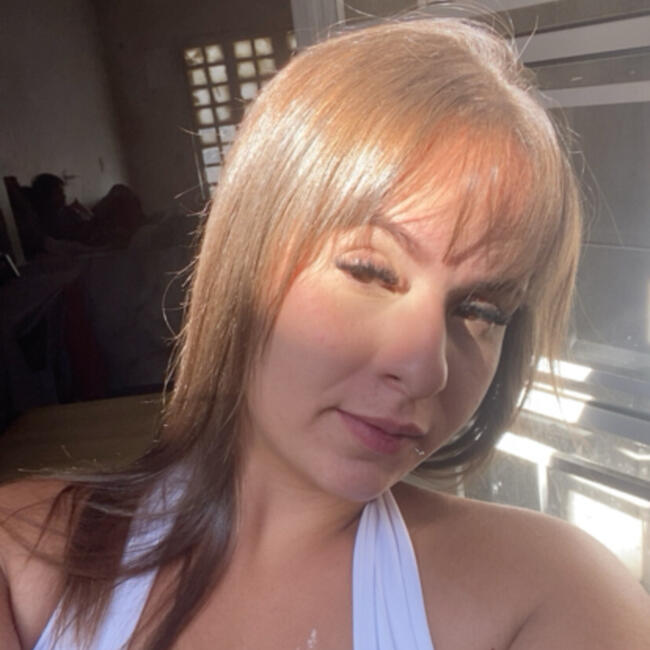 Emprego de babá em Brasília: Mikaelle