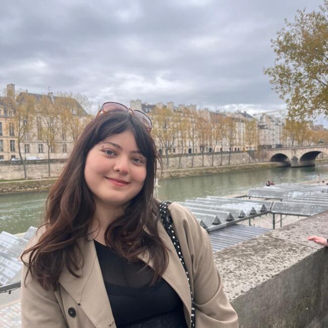 Babysitter in London: Evelyn