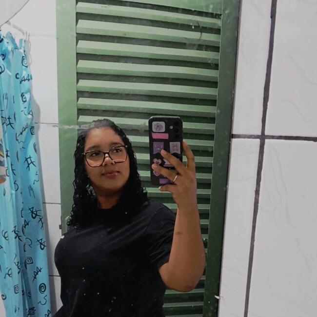 Babá em Rondonópolis: Vanessa