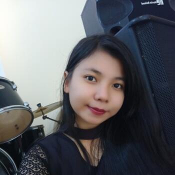 Babysitter di Deli Serdang: Angeliafriska