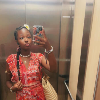 Babysitter in Antibes: Kayliah