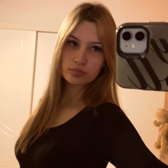 Babysitter in Aigáleo: Μαρία