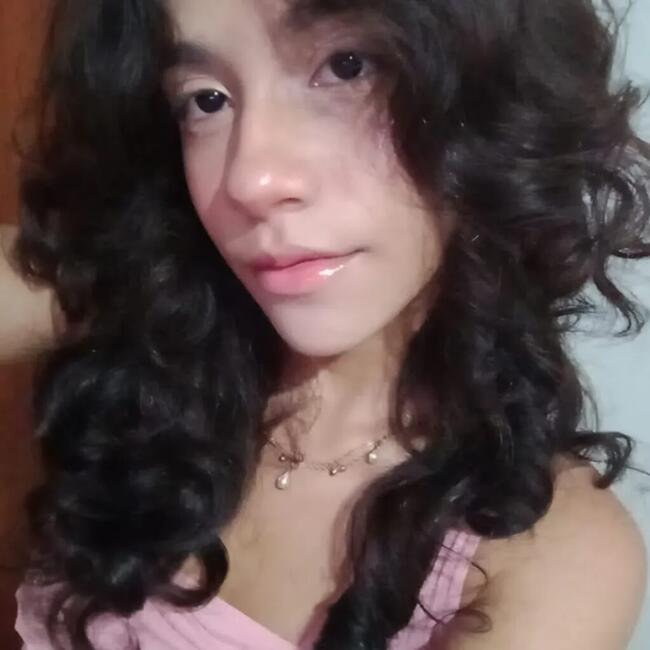 Babá em Votuporanga: Lívia