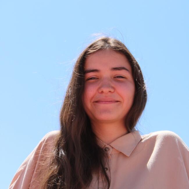 Babysitter in Portland: Ana