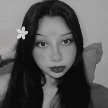 Babá em Brasília: Tatiane