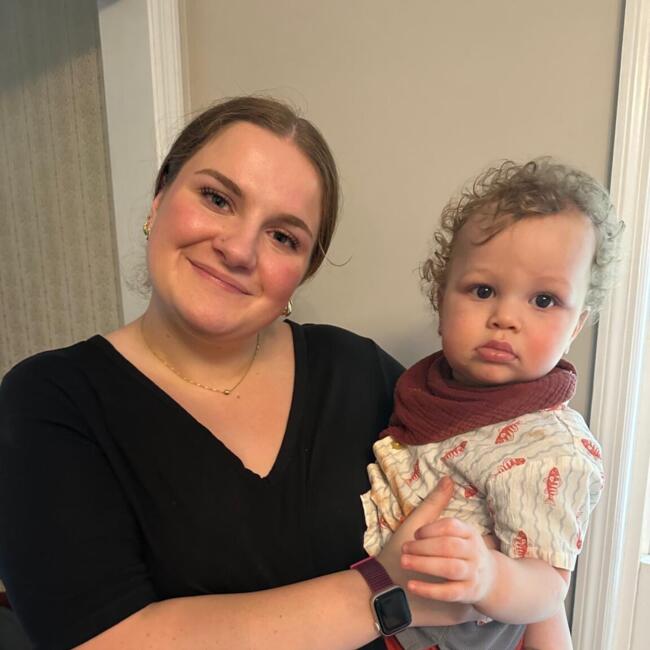 Babysitter in Johns Creek: Collette