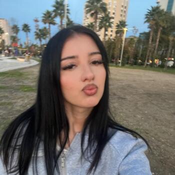 Babysitter in London: Raisa