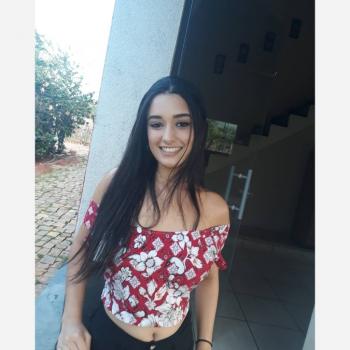 Babá em Betim: Débora Lopes
