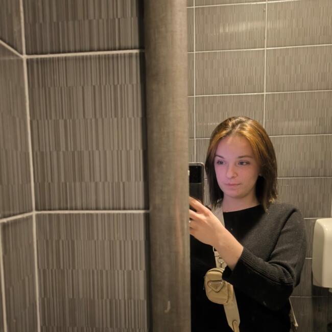 Babysitter Job in Frankenthal: Elma