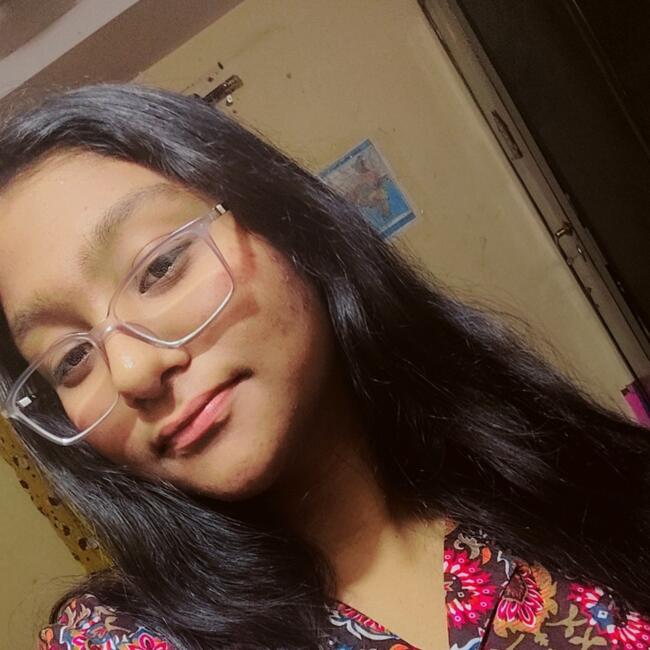 हैदराबाद में बेबीसिटर: Megha Thakur 