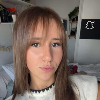 Babysitter in Gradignan: Iris