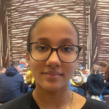 Babysitter in Koekelberg: Félicia