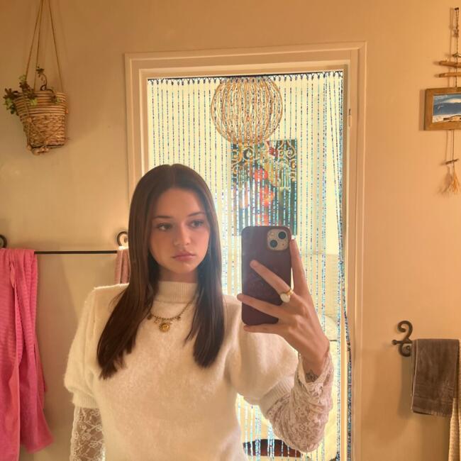 Babysitter in Saint-Cyr-sur-Mer: Oceane