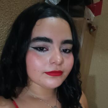 Babysitter in Itumbiara: Ana