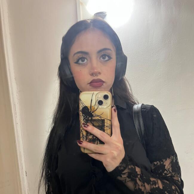 Babysitter in Naples: Lluna