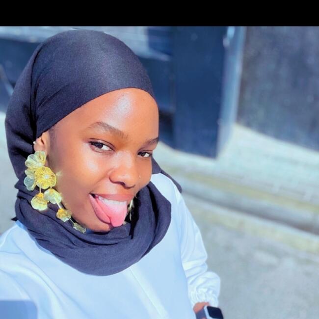 جليسة أطفال في دبي: Rahumah