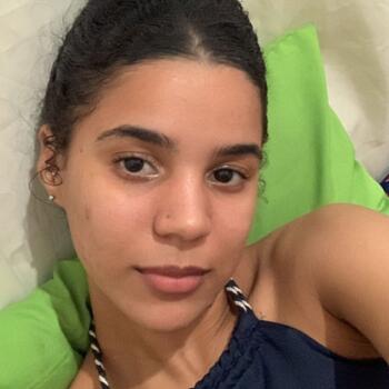 Babá em Linhares: Ana Cláudia