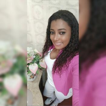 Babysitter Contagem: Josiene Babá RN Socorros Crian