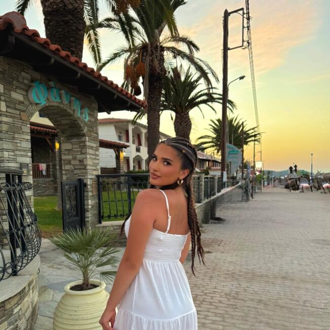 Dadilja u Prokuplje: Lena