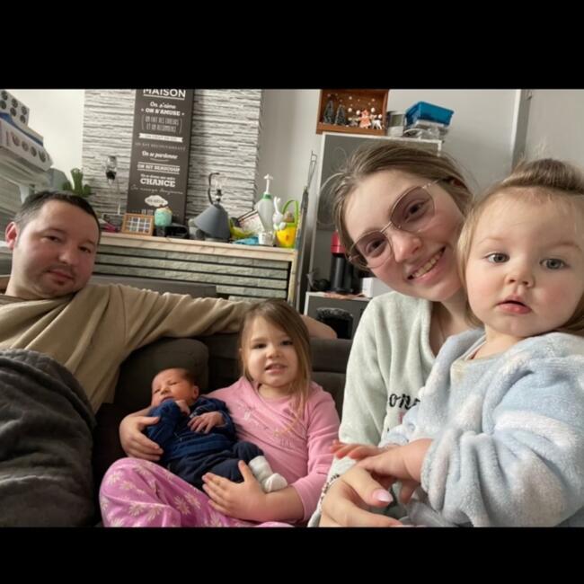 Babysitjob in Dour: Kimberley