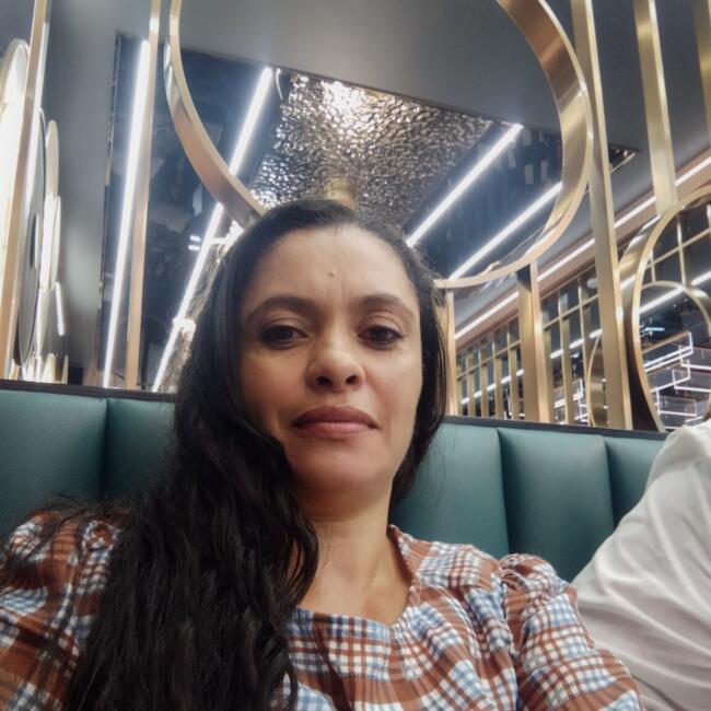 Babysitter em Maceira: Débora