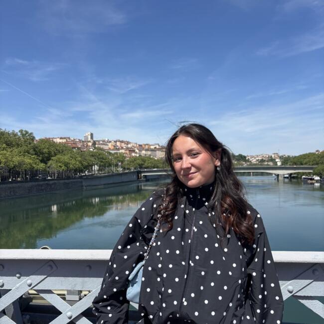 Babysitter in Sydney: Manon