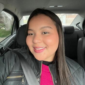 Babysitter in Araucária: Débora