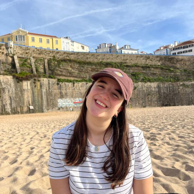 Babysitter in Lisbon: Beatriz