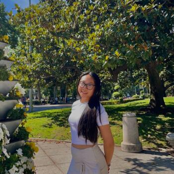 Nanny in Seville: Yuqian