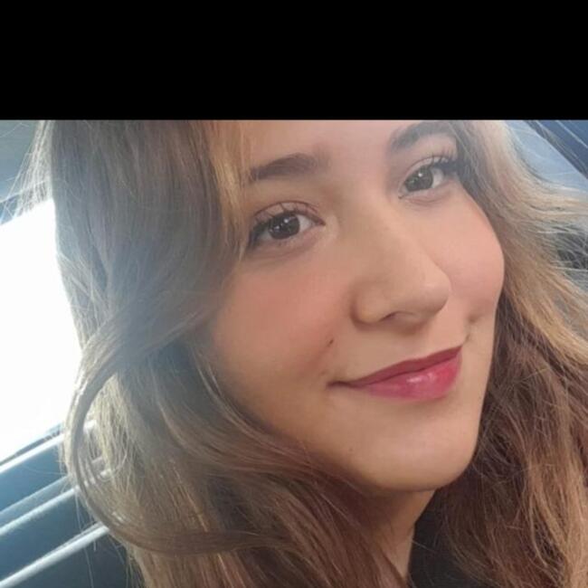 Babysitter in Araraquara: Isadora