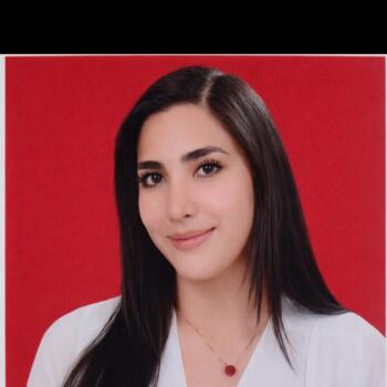 Babysitter in Santos: Melany