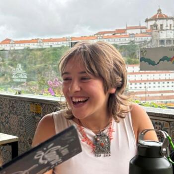 Babysitter in Barcelona: Maya