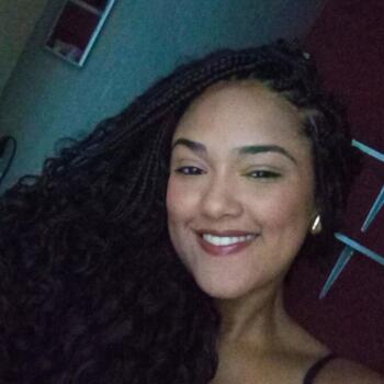 Babá João Pessoa: Hellen