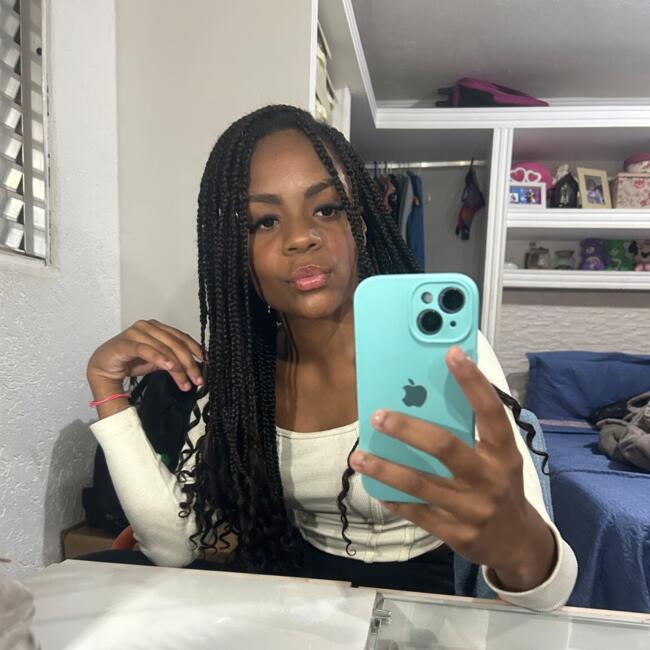 Babá em Osasco: Isabela