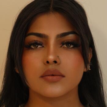 Baby-sitter in Abbotsford: Priya Arora