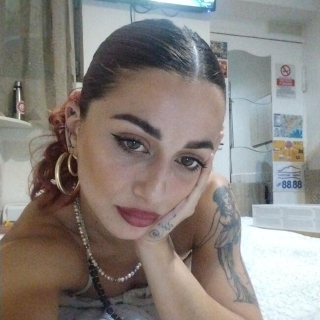 Babysitter in Lamezia Terme: Giulia