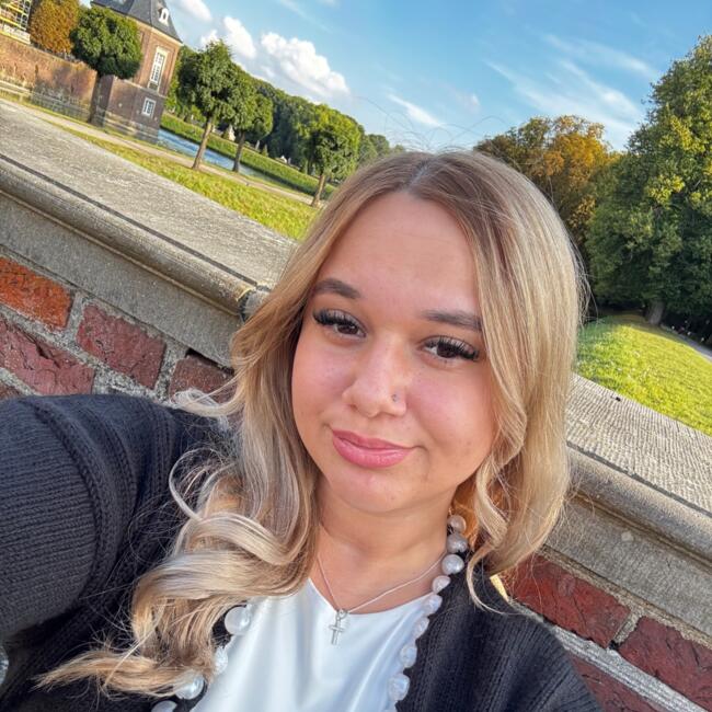 Babysitter in Korb: Jule