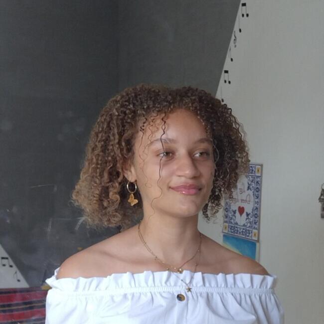 Babysitter in Cabo de Santo Agostinho: Maria