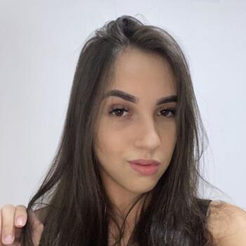 Babysitter in Serra: Maryanna