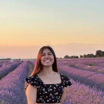 Babysitter Madrid: J Esperanza