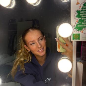 Babysitter in Singapore: Lilli